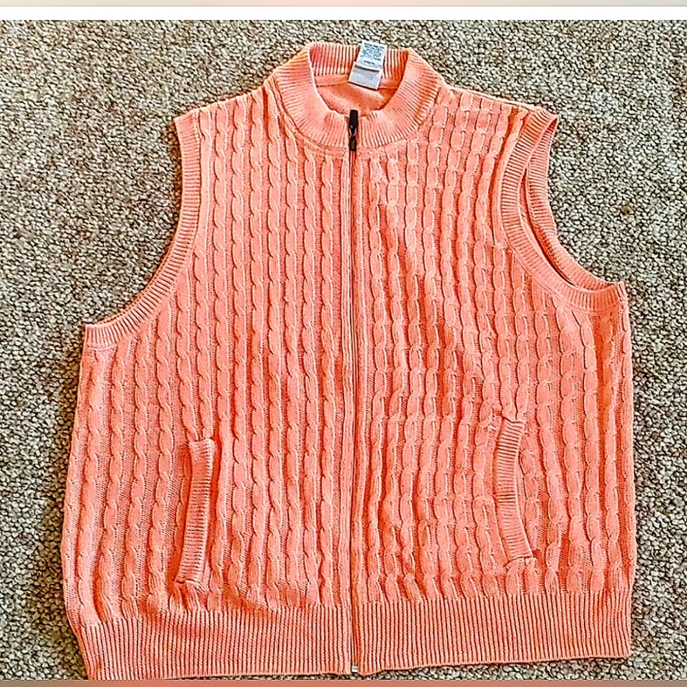 - Scandia Woods Cable Knit Zippered Sweater Vest w Pockets